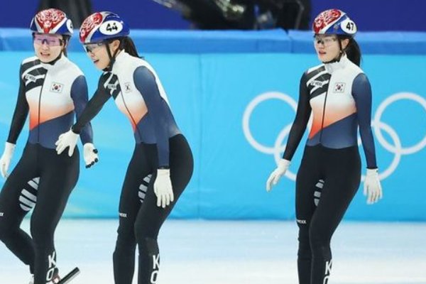 韩国女子短道速滑选手金雅朗的抢跑是失误还是策略？