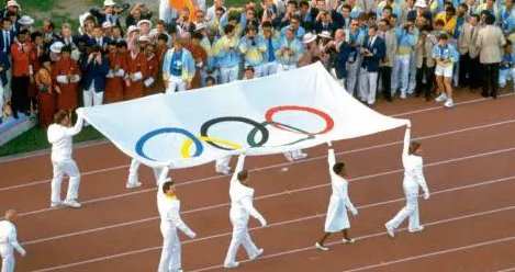 奥运会上比赛的起源与什么有关？