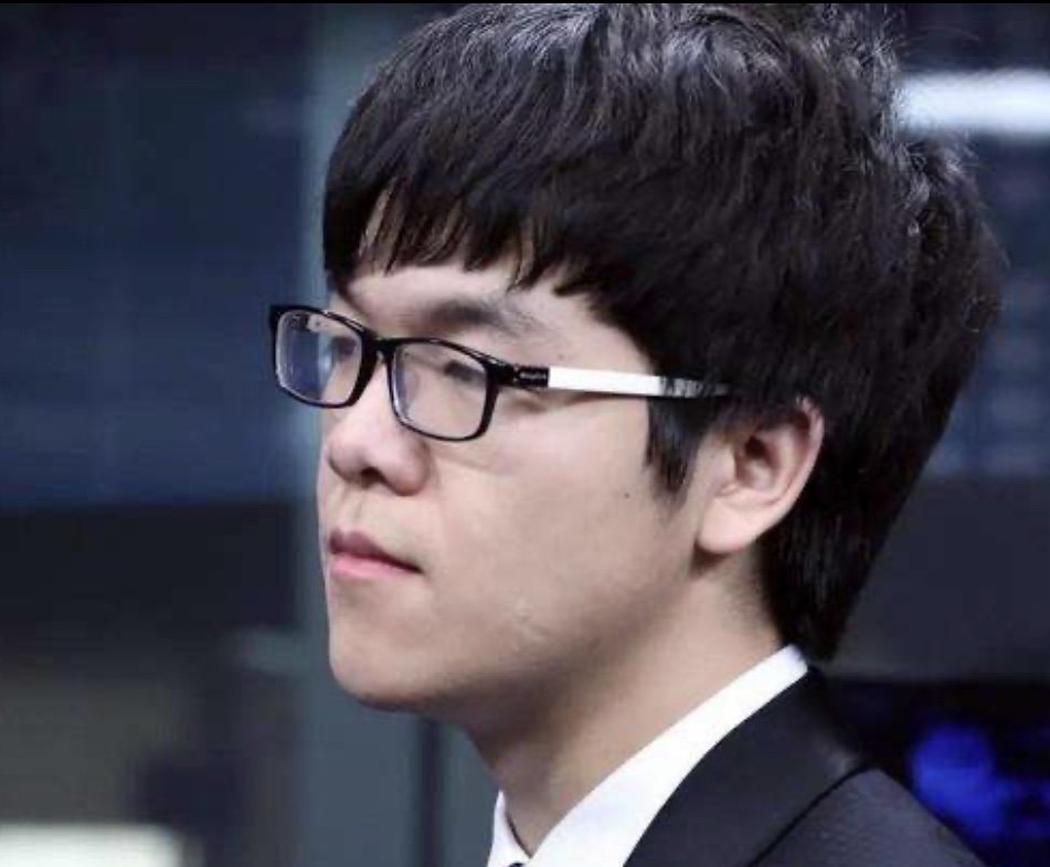 单从围棋水平来说，柯洁和李世石到底谁更胜一筹？