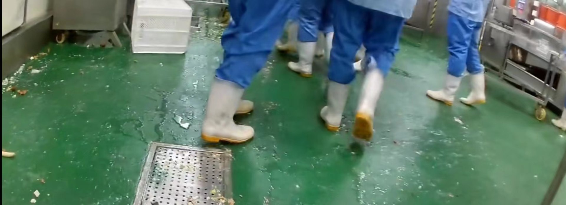 天津配餐事件是怎么回事？