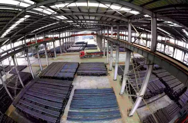 如何看待江西九江一钢铁厂给员工发汽车这件事？