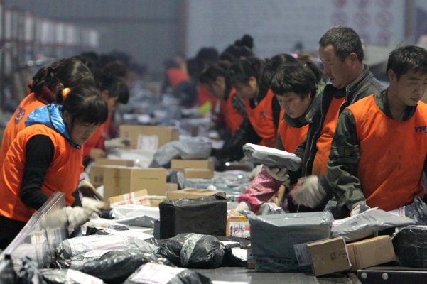 录取通知书不得投递至快件箱自提点，你赞成这个做法吗？