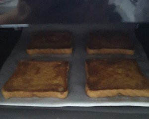 烧烤店的烤面包片怎么做