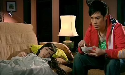 爱情公寓1、2、3当中哪一集你觉得最搞笑