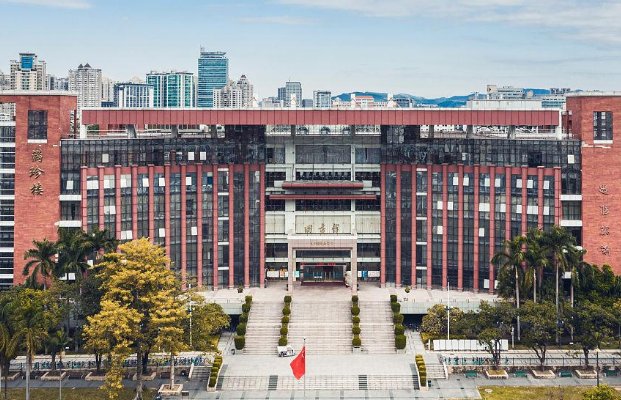 上海视觉艺术学院是几本院校？