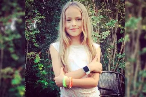 你如何看待俄罗斯小女孩徒手能打断一棵树这件事？