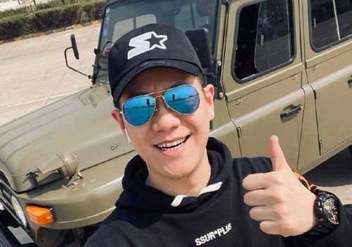 章绍伟为不恰当言论道歉，你知道他是谁吗？