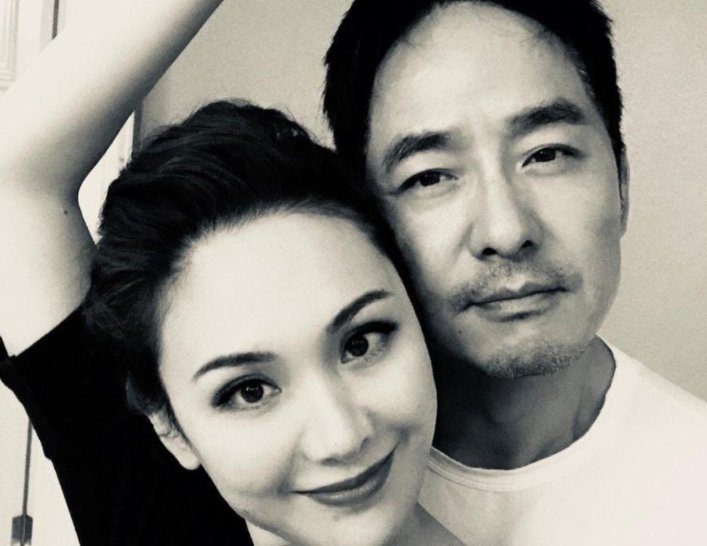 郭晓东有过几个老婆？