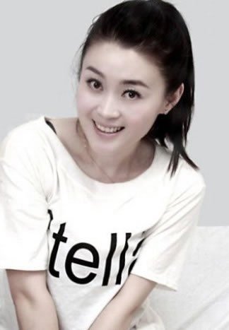 樱桃里面大广播的扮演者是谁？