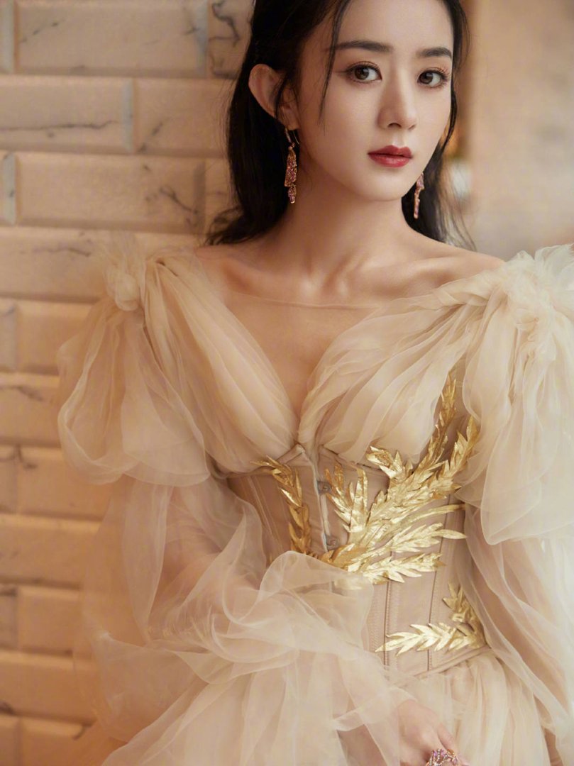 赵丽颖的高定是国货，国货现在有哪些有名的高定品牌？