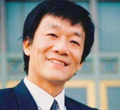 侯耀文已经离世13年，被戴志诚夺走的漂亮媳妇，现在过的怎么样了？