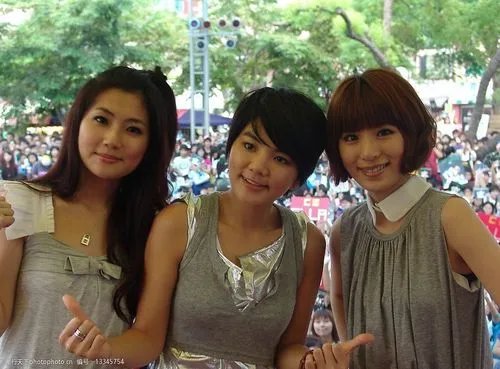 SHE是什么组合？哪个地区的？