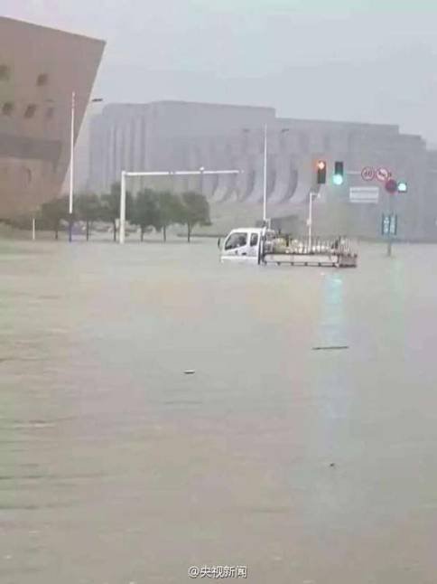 河南郑州特大暴雨千年一遇，造成河南强降雨的原因是什么？