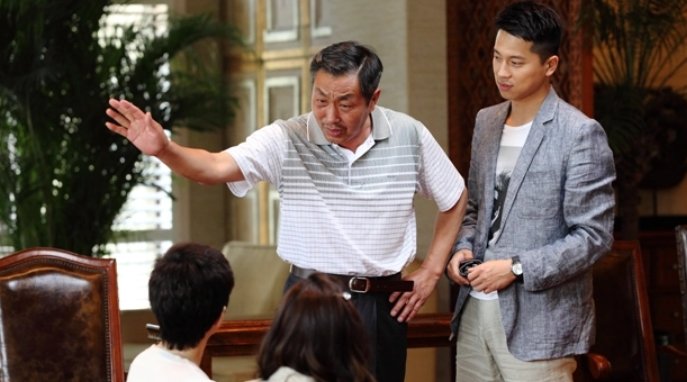 金太狼的幸福生活的大结局金亮的爸爸跟谁在一起了