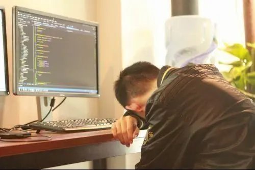 45岁程序员求助政府网，企业为何不愿意雇用35岁以上的中年人？