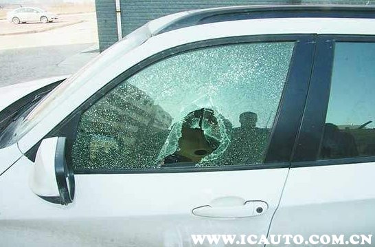 汽车开锁怎么开