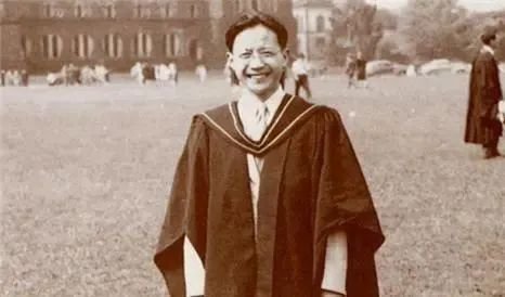 钱伟长论文走红:不必参考任何文献,为何能如此霸气?