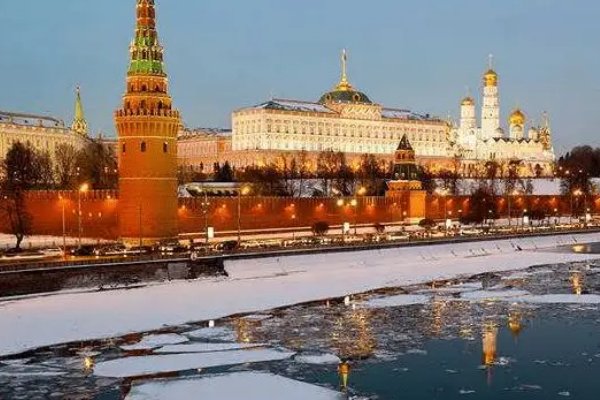 俄罗斯首都是圣彼得堡还是莫斯科？