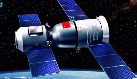 神舟六号是在几年发射成功的？