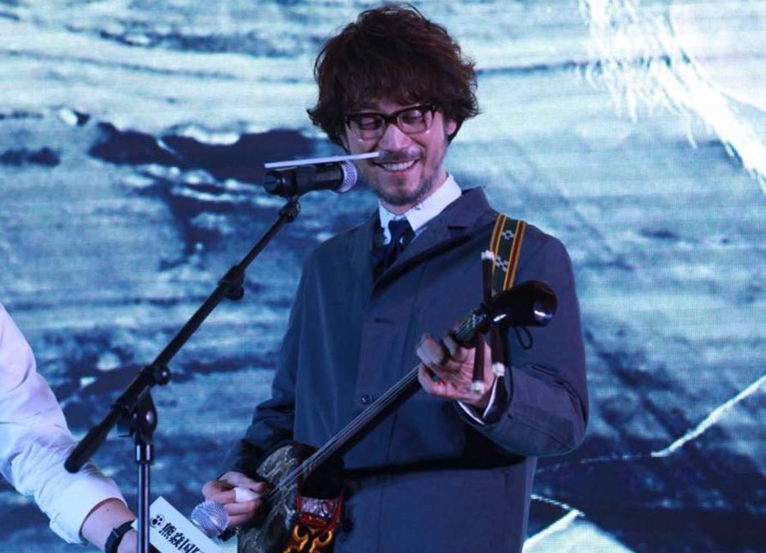 周传雄为什么又叫做小刚