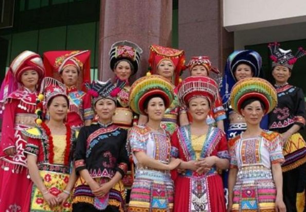 中国少数民族人口最多的省份是哪