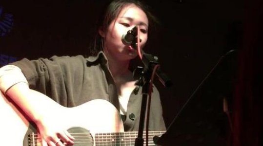 姐是老中医专治吹牛b是什么歌?