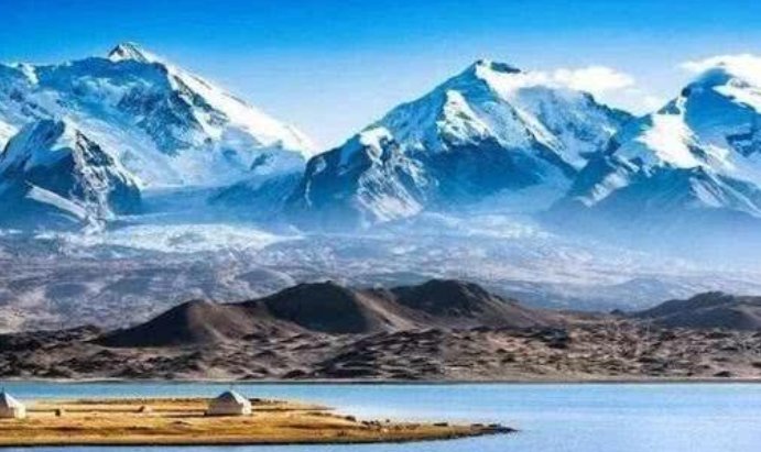 昆仑山在哪个省哪个市哪个县?