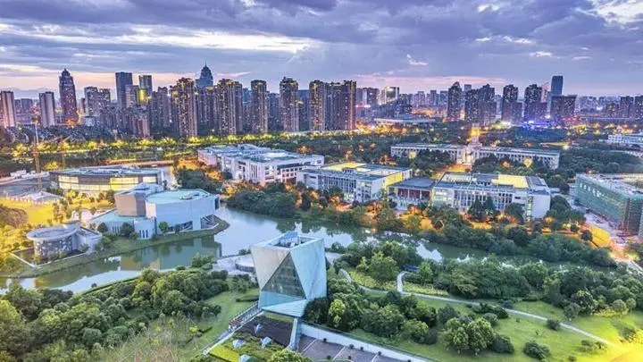 宁波诺丁汉大学到底怎么样？“中外合作”大学值得读吗？