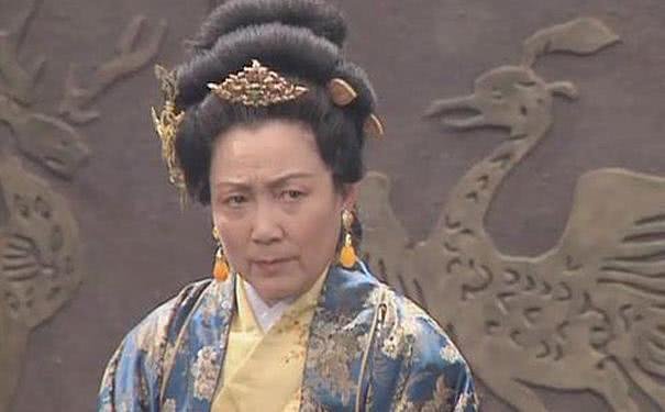 在罗贯中的三国演义中，吴国太和乔国老是什么关系？