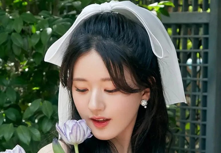 赵露思身高体重