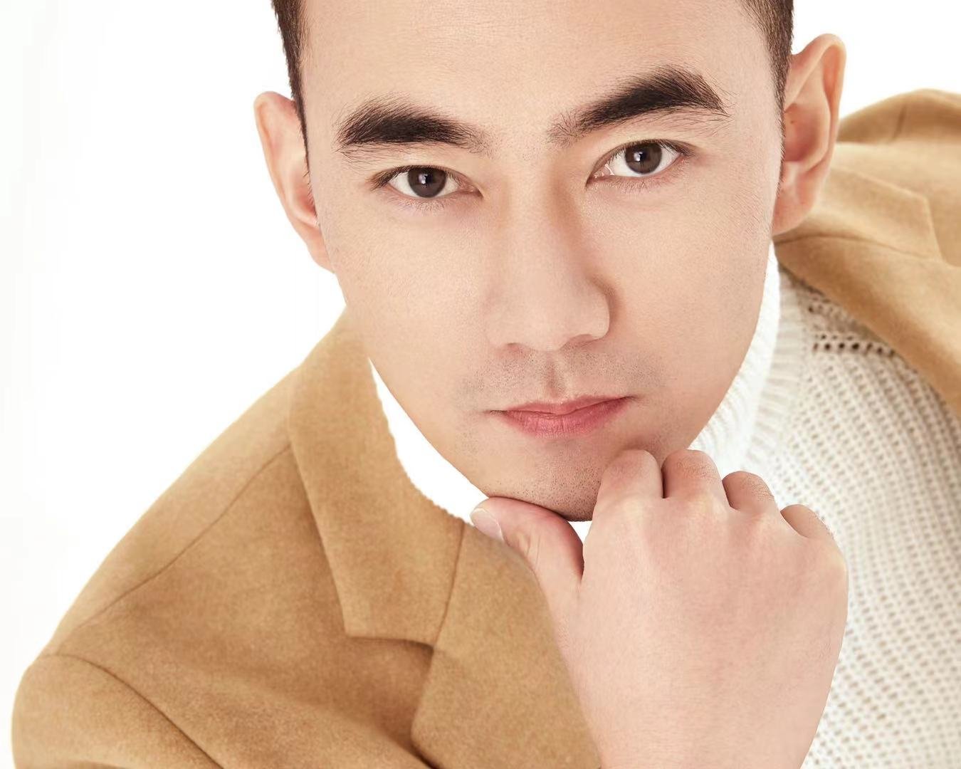 觉醒年代中夏德俊的身份是什么？