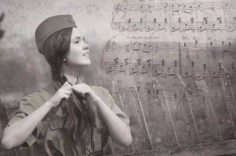 喀秋莎俄语歌词什么意思？