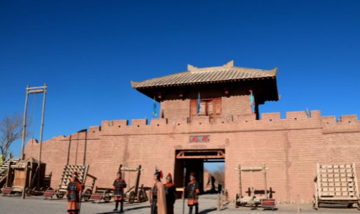 敦煌是哪个省的城市