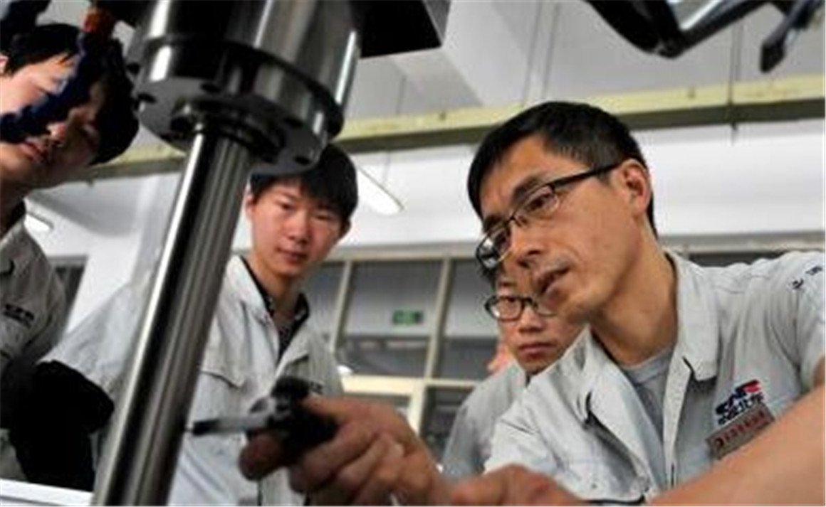 德国机械制造为什么那么强大?