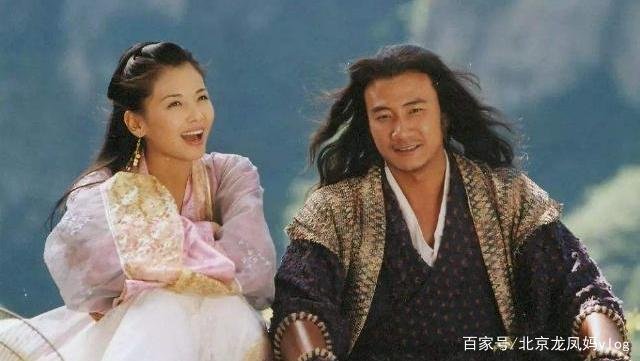 《天龙八部》中的带头大哥是谁？为何众人要维护他？