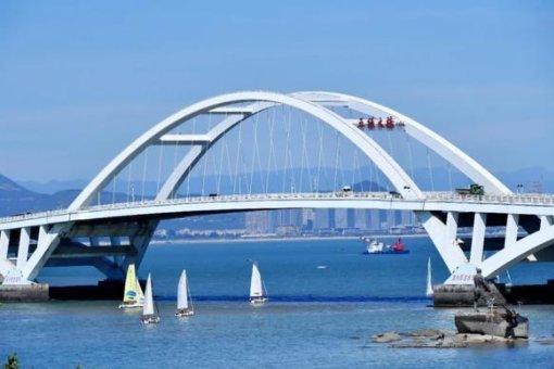 说一说桥的存在给我们的生活带来了哪些好处。 (举例说明)？