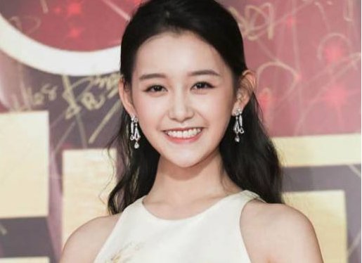 蒋依依目前身高