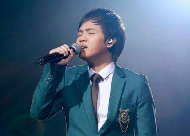 歌词中有，想你恋你爱你留不住你。是啥歌？