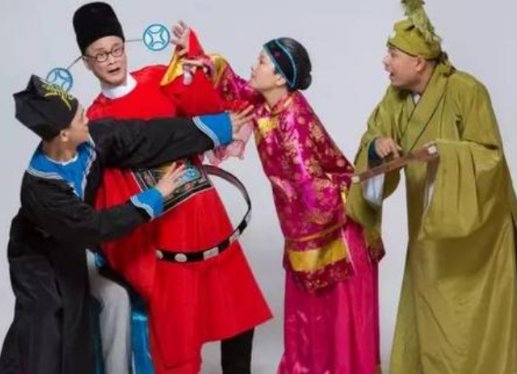 活跃气氛的小节目表演是什么？