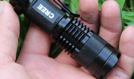 哪个牌子的强光手电筒质量比较好?