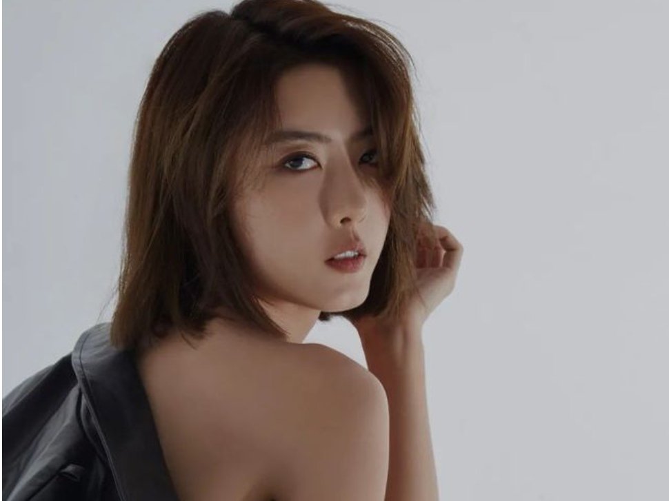 聂小雨钓鱼事件惹争议,她秀身材还是蹭流量?