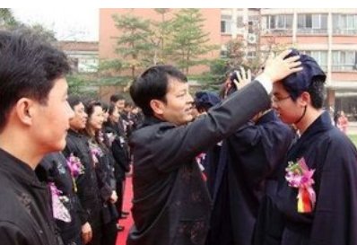 多大的年龄才是成人？