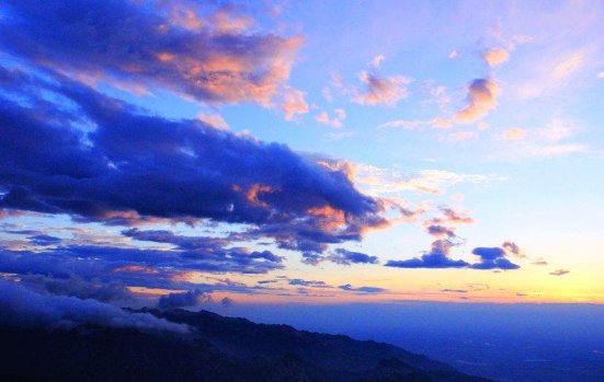 世间好物不坚牢彩云易散琉璃脆出自哪里?