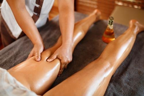 泰国带回来的saitip massage oil 精油该如何使用呢?