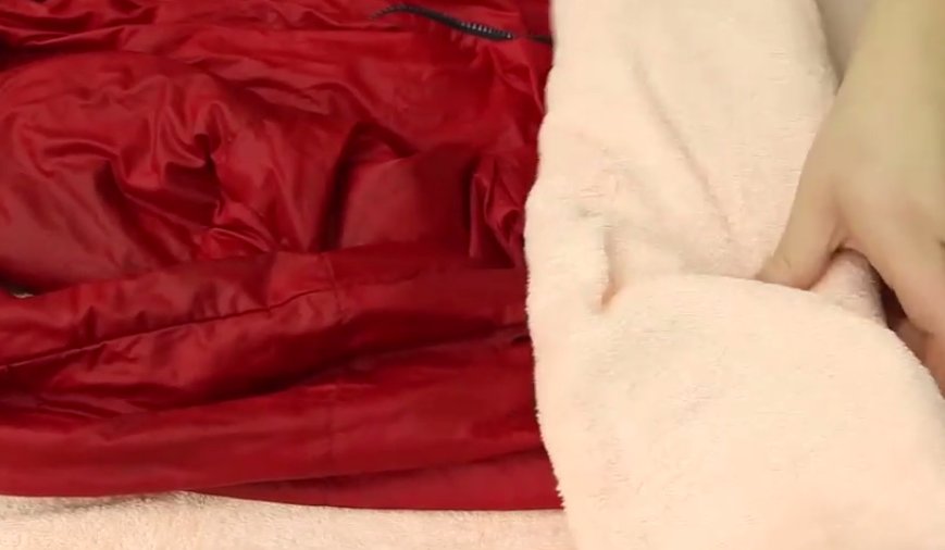 羽绒服上的油渍怎么祛除？