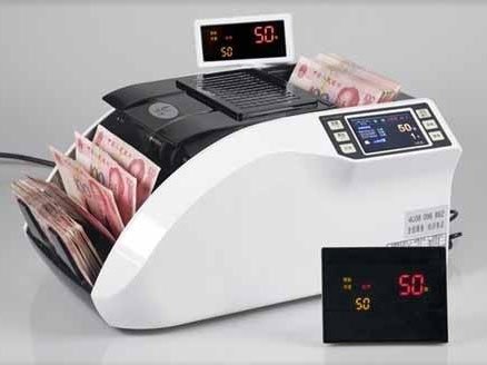 浙江现百元假钞，在日常生活中我们该如何识别真假钞？