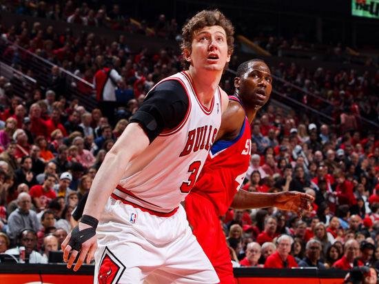 欧米尔-阿西克在队里的表现如何？