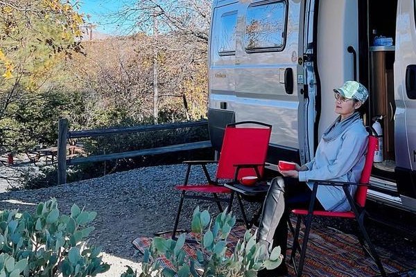 姜黎黎与老公汪宝生大秀恩爱，他们夫妻之间的感情如何？