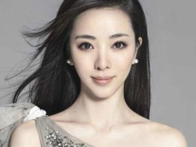 李思思都主持过什么节目？?