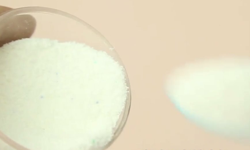 羽绒服上的油渍怎么祛除？